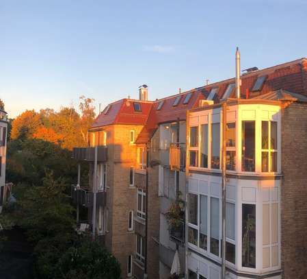 Sanierte Altbauwohnung im Stuttgarter Osten: 3 Zimmer | Balkon | Küche | Bad | Gäste WC