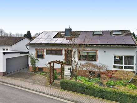 Freistehendes Einfamilienhaus in guter Lage mit wunderschönem Garten