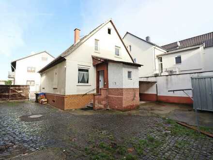 Sanierungsbedürftiges Einfamilienhaus in guter Lage von Gernsheim