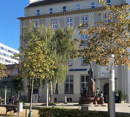 Schicke Dachgeschoss-Wohnung im Stadtzentrum!