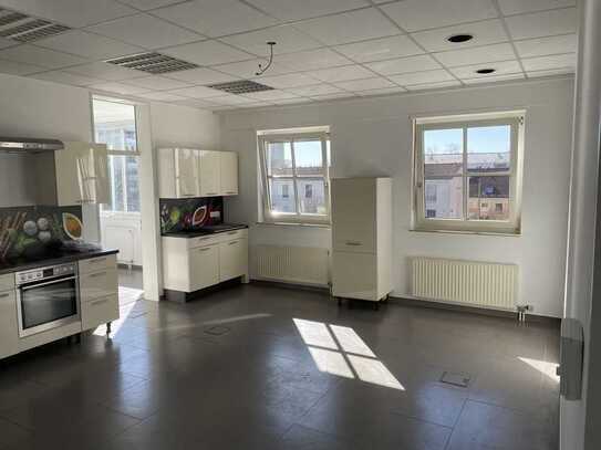 Büro/Praxis/Pflege o.Ä. im Herzen von Speyer-Nord