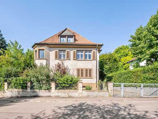 Herrschaftliche Mehrfamilien Villa mit Atelierhaus in Toplage