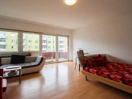 Solide Anlage: Großzügiges Apartment mit Loggia in Mannheim-Jungbusch