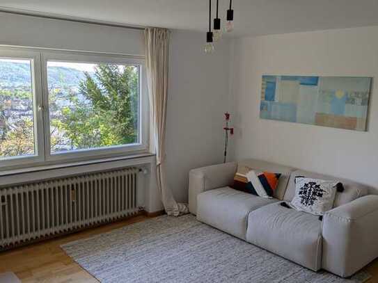 Sonnige 2-Zimmer-Einliegerwohnung, Teilmöbliert