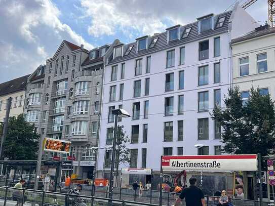 SPECIAL OFFER: Berliner Allee: ERSTBEZUG im NEUBAU per 2024 : u.a. 1,5-Zi- EG- Wohnung mit TERRASSE