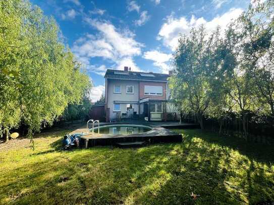 * Endlich EIGENTUM *
Reihenendhaus mit Garage, Pellet-Heizung und Gartenpool 
in Rheine-Eschendorf