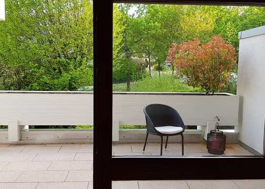 Helle 2,5 Zimmer-Etagenwohnung Balkon Blick ins Grüne Manosquerviertel LE