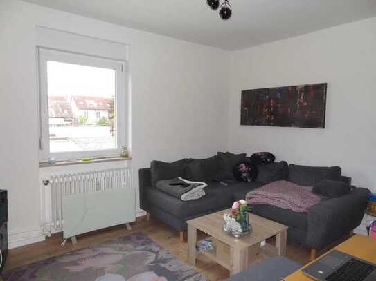 Gemütliche 3-Zimmer-Dachgeschoss-Wohnung im Herzen von Bretten zu vermieten