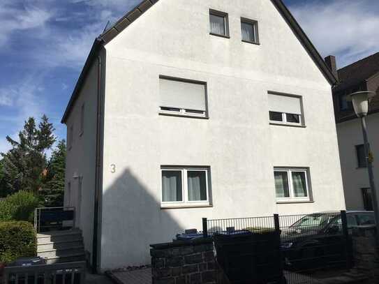 DG-Wohnung mit drei Zimmern und neuer EBK in Heilbronn-Süd. Schön gerichtet, Lage im Dachgeschoss.