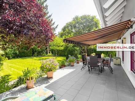 IMMOBERLIN.DE - Sehr behaglich! Angenehmes Haus für die große Familie mit Tiefgarage