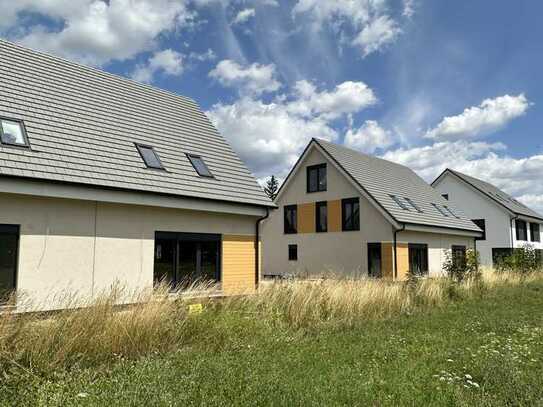 Katip | ca. 279 m2 großes Baugrundstück mit Genehmigung in Oberndorf am Lech