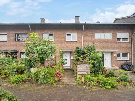 Provisionsfrei – Familienfreundliches Haus mit Einliegerwohnung und großzügiger Süd-Terrasse/Balkon