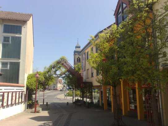 Wohn- und Gewerbehaus in der Stadtmitte