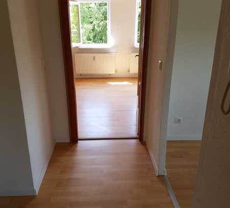 Geräumige 1,5 Zimmer-Wohnung zur Miete in Weinbach