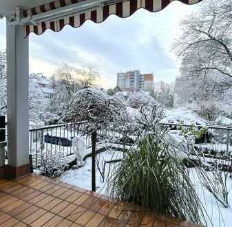 Wunderschöne, helle 4- Zimmer Einheit mit Terrasse, Gartenanteil, PKW- Garagenstellplatz im EG