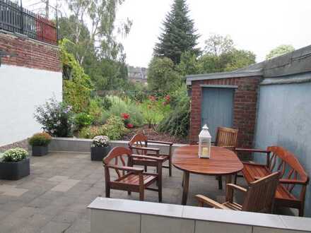 WG geeignete 2-ZI, EBK, Garten, Waschmaschine, Trockner
