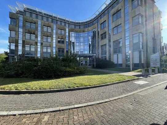 Effiziente Büro- und Hallenflächen in Neuss zur Miete.