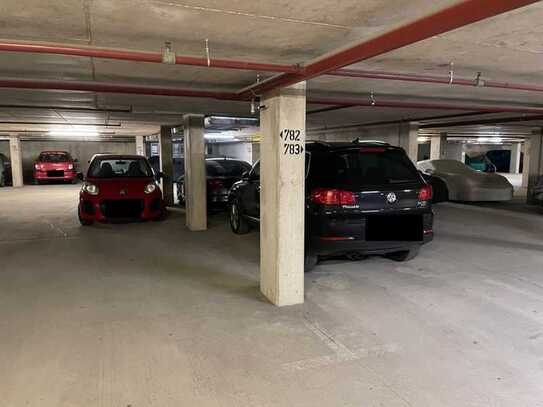 Tiefgaragenstellplatz in direkter Nähe zum Hauptbahnhof