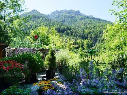 3,5-Zi.-Whg im EG mit riesen Terrasse, Doppelgarage, Kachelofen, Zirbenholzzimmer und Bergblick