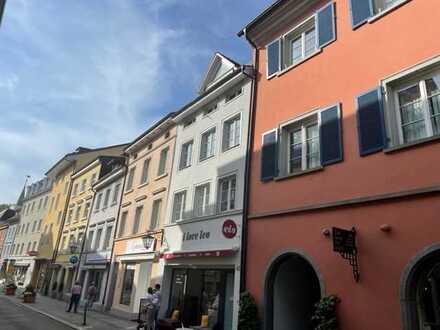 WOHN- UND GESCHÄFTSHAUS IN TOP-LAGE IN DER INNENSTADT VON ÜBERLINGEN