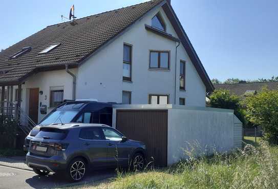Familienfreundliche Doppelhaushälfte in Stutensee / Staffort