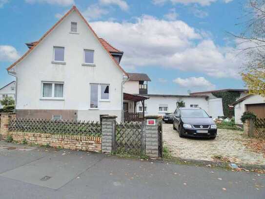 Kernsaniertes Einfamilienhaus in ruhiger Lage - in Kürze fertig zum Einziehen