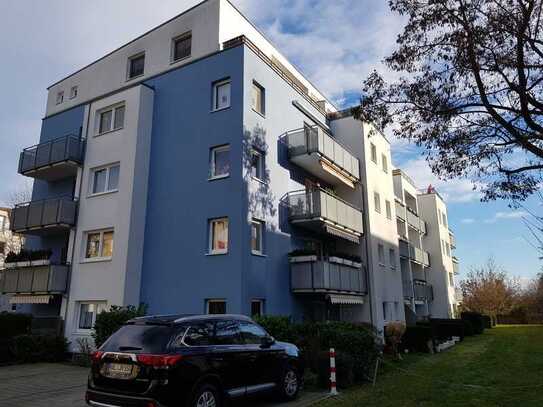 1 Raum Wohnung mit Balkon, Aufzug in bester Lage Frohe Zukunft