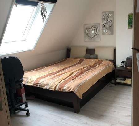 850 € - 98 m² - 4.0 Zi.
Hallo die Wohnung befindet sich im Außenbereich von Ladbergen 
Und liegt