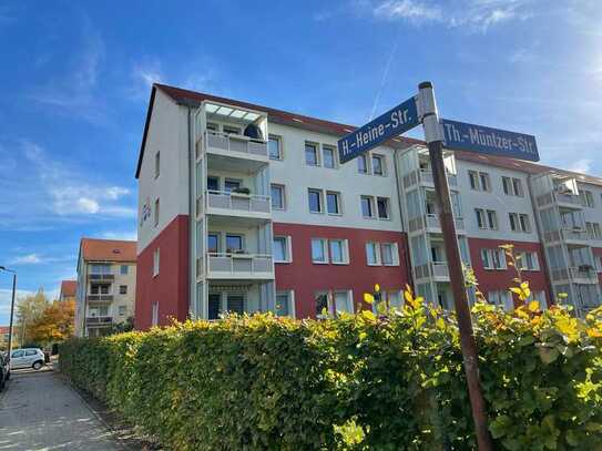 Für kleine Familien! Bezahlbare 3-Raum-Wohnung mit Balkon