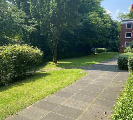 Modernisierte 2-Zimmer Wohnung mit Balkon in Duisburg-Hamborn