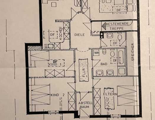 Ansprechende und sanierte 5-Zimmer-Dachgeschosswohnung mit Einbauküche in Tacherting