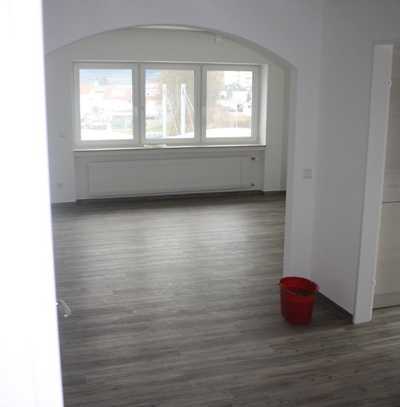 Warmmiete (inkl. Heizkosten), gepflegte, helle 3-Zimmer-Wohnung mit Terrasse ab 01.04.2025