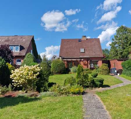 Günstiges 3-Raum-Einfamilienhaus mit EBK in Schwarzenbek