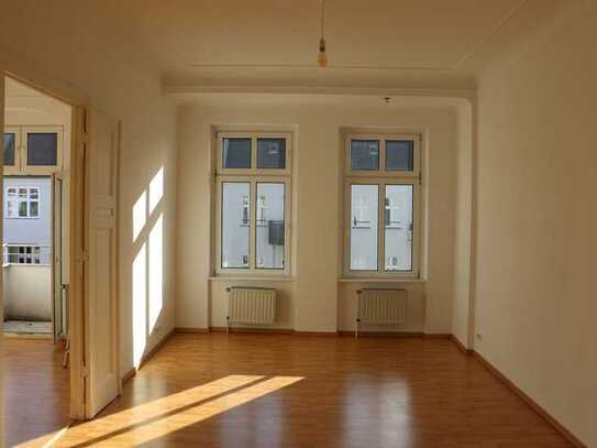 Exklusive 3-Zimmer-Wohnung mit Balkon in Berlin Pankow, keine Provision, bitte keine Makleranfragen