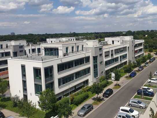 Attraktive Gebäudehälfte mit Dachterrasse im Technologiepark Karlsruhe