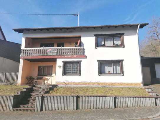 Idyllisches Einfamilienhaus für die Familie mit schönem Garten zum Relaxen und Verweilen