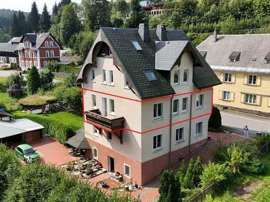 Tolle, großzügige 3-Raum-Wohnung (80 m²) mit Balkon, Einbauküche & Kaminofen in Johanngeorgenstadt