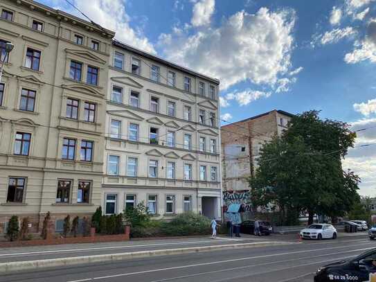 Baugrundstück mit Baugenehmigung 

in Halle-Saale (Südliche Innenstadt)