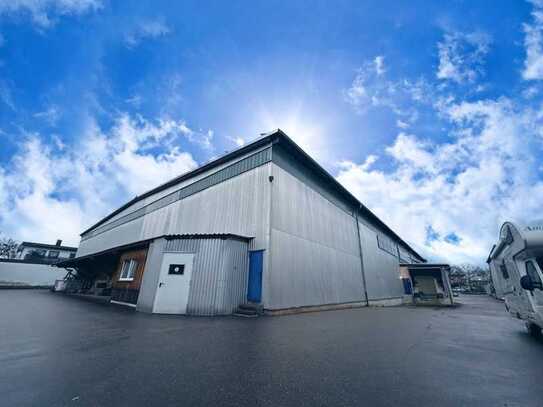 Großflächige Lagerhalle (unterteilbar) in zentraler Lage im Gewerbegebiet FR-Hochdorf !