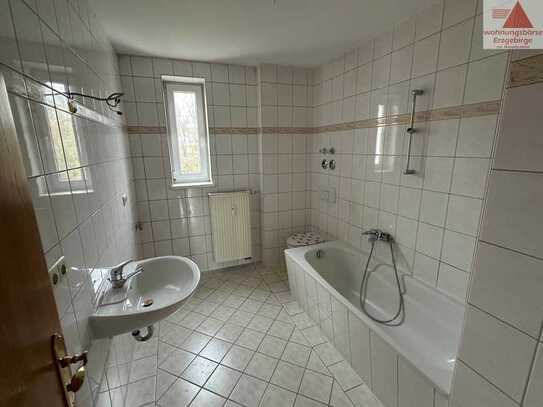 Helle 2-Raum-Wohnung mit großem Balkon im Lutherviertel