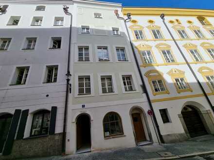 ERSTBEZUG NACH KERNSANIERUNG
Laden – Verkaufsfläche in der Passauer Altstadt