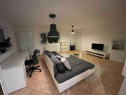 Schöne, modernisierte 2-Zimmer-Wohnung mit Einbauküche in Ockstadt