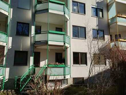 2 Zi. Wohnung in ruhiger Lage und Balkon von Privat