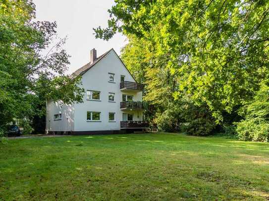 Mehrfamilienhaus auf traumhaft großem Grundstück