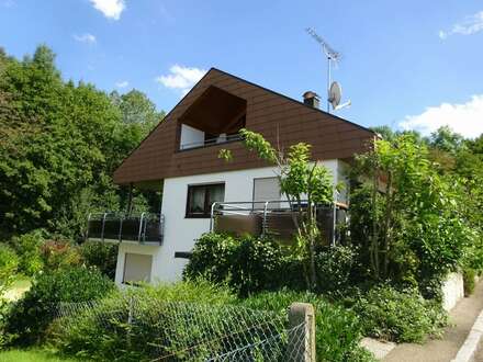 Tannenberg: 3-Zimmer-Mietwohnung mit Loggia und großer Dachterrasse