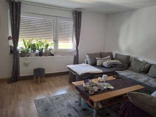 Freundliche und modernisierte 2-Zimmer-Wohnung mit Balkon in Frankenthal (Pfalz)