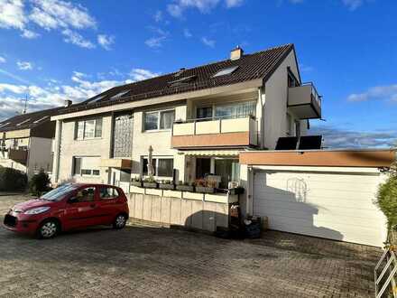 Frei werdende 3 Zimmer Wohnung mit Balkon, Stellplatz und herrlicher Aussicht