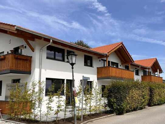 PROVISIONSFREI VON PRIVAT! Coole 3-Zimmer-Wohnung Bergblick-Erstbezug nähe zum Chiemsee