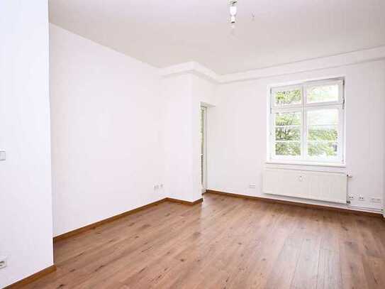 Charmante Eigentumswohnung mit Balkon in Hannover-List...!