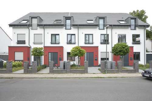 Schönes Haus mit sieben Zimmern in Düsseldorf, Kaiserswerth